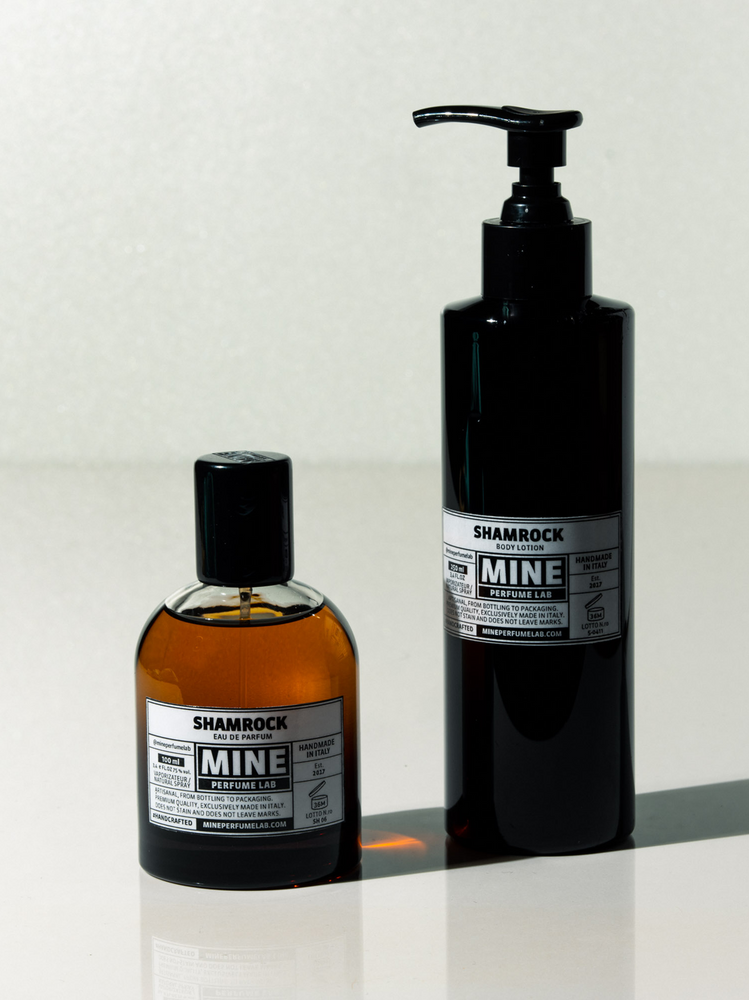 
                  
                    SHAMROCK GIFT SET
                  
                